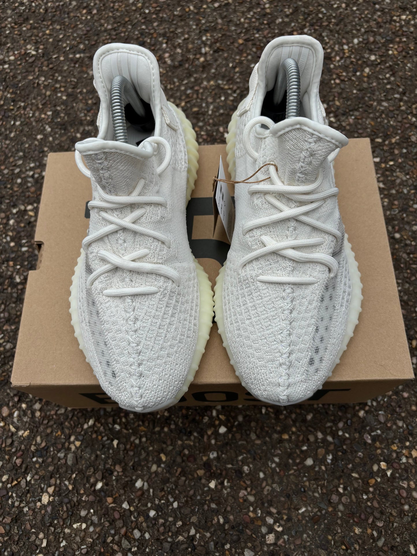 Yeezy Boost 350 V2 Bone